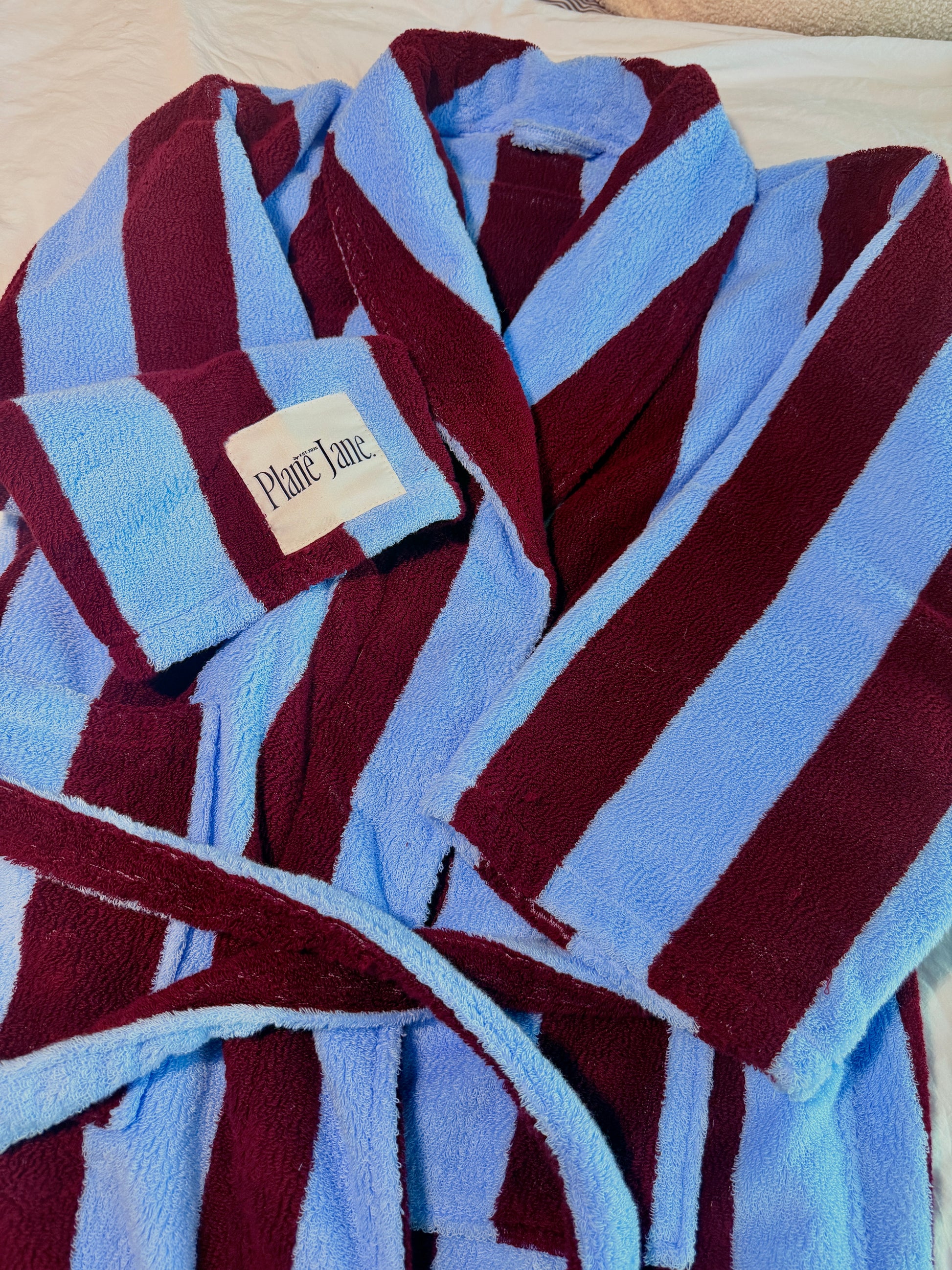 [PREORDER] the Cambridge robe