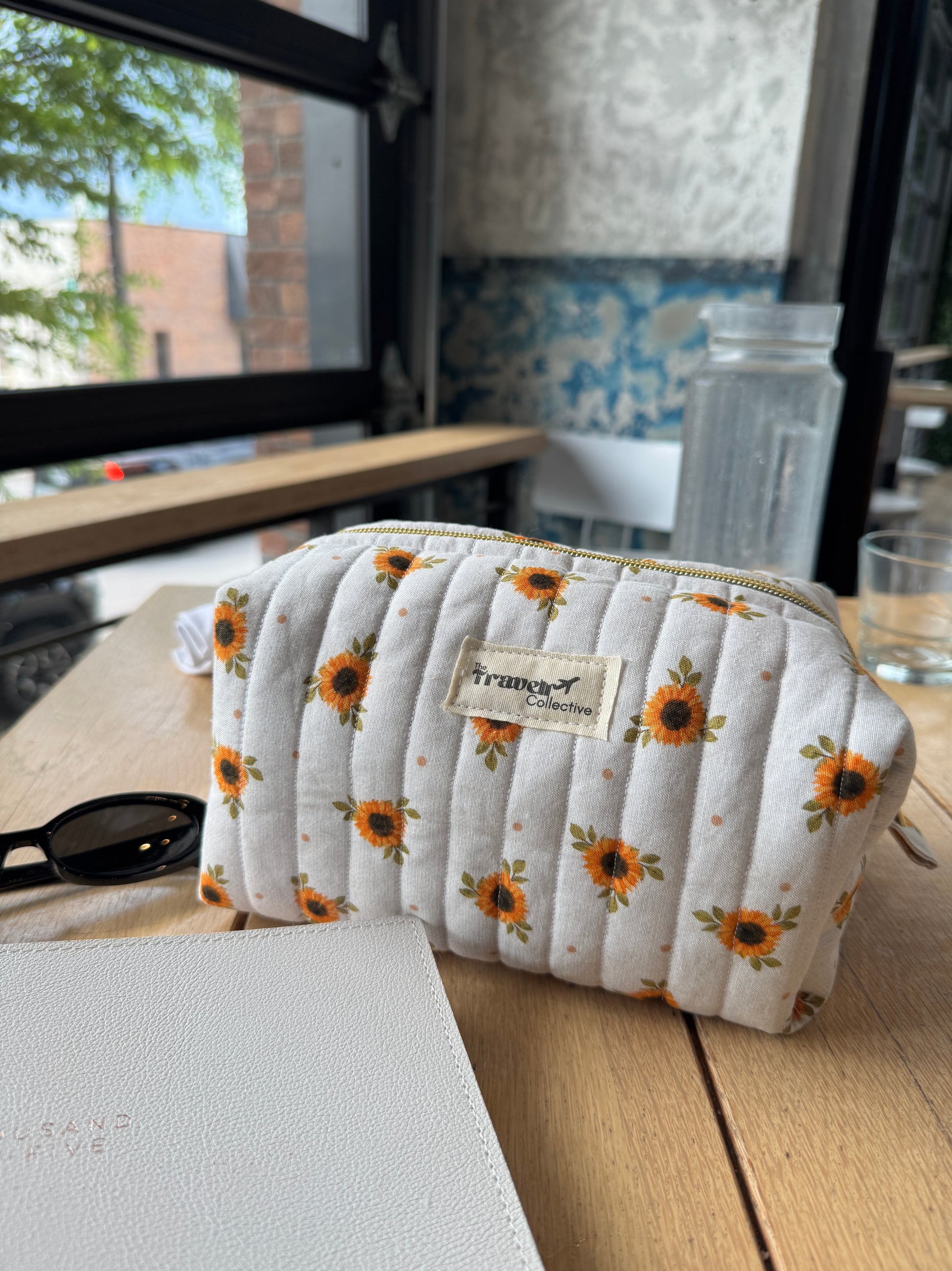 California Day Trip Carry On Pouch
