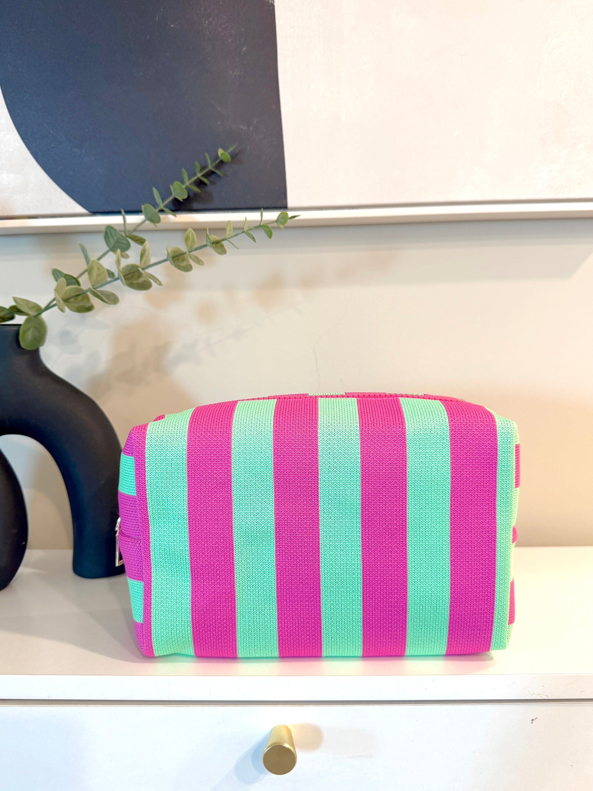 the Layover Pouch